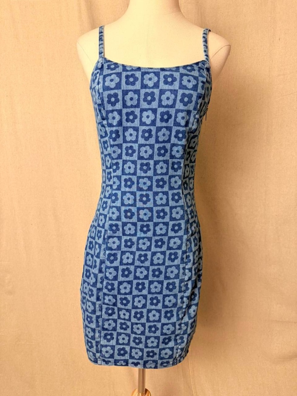 H&M Mini Dress - Picture 2 of 7
